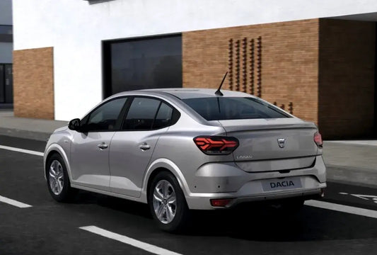 Dacia Logan II (2013–2017): accessoires pour plus de sécurité, connectivité, confort et style