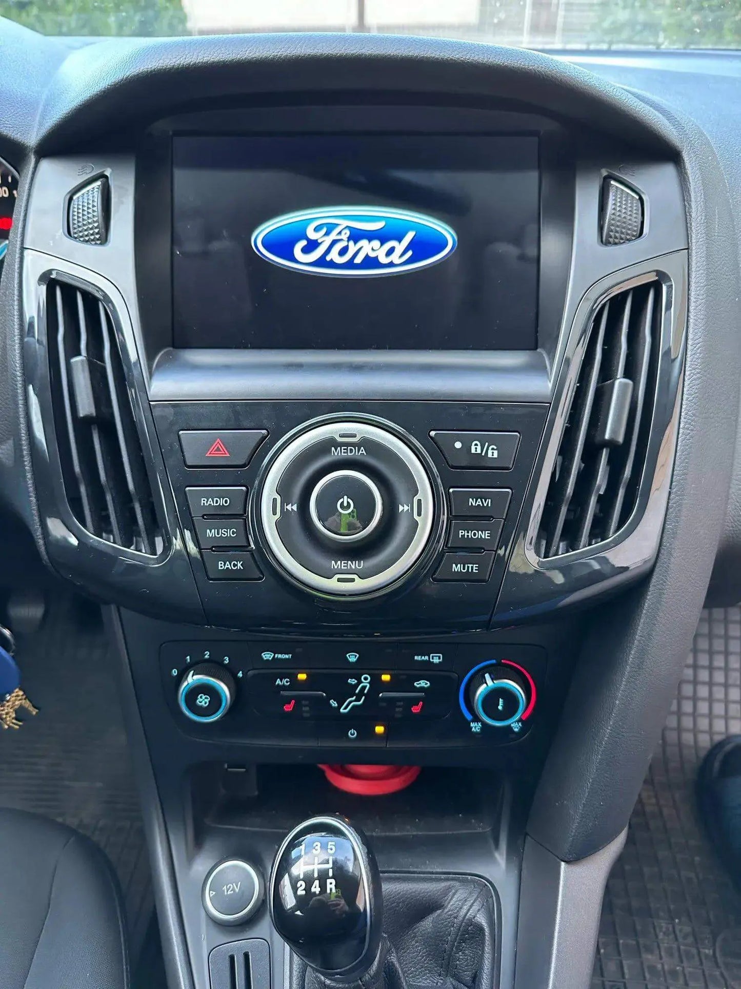 Autoradio Ford Focus 2012-2018/6G-128 Android 13 Double Enregistrement | Android 14 | Écran Tactile | CarPlay | Bluetooth | GPS