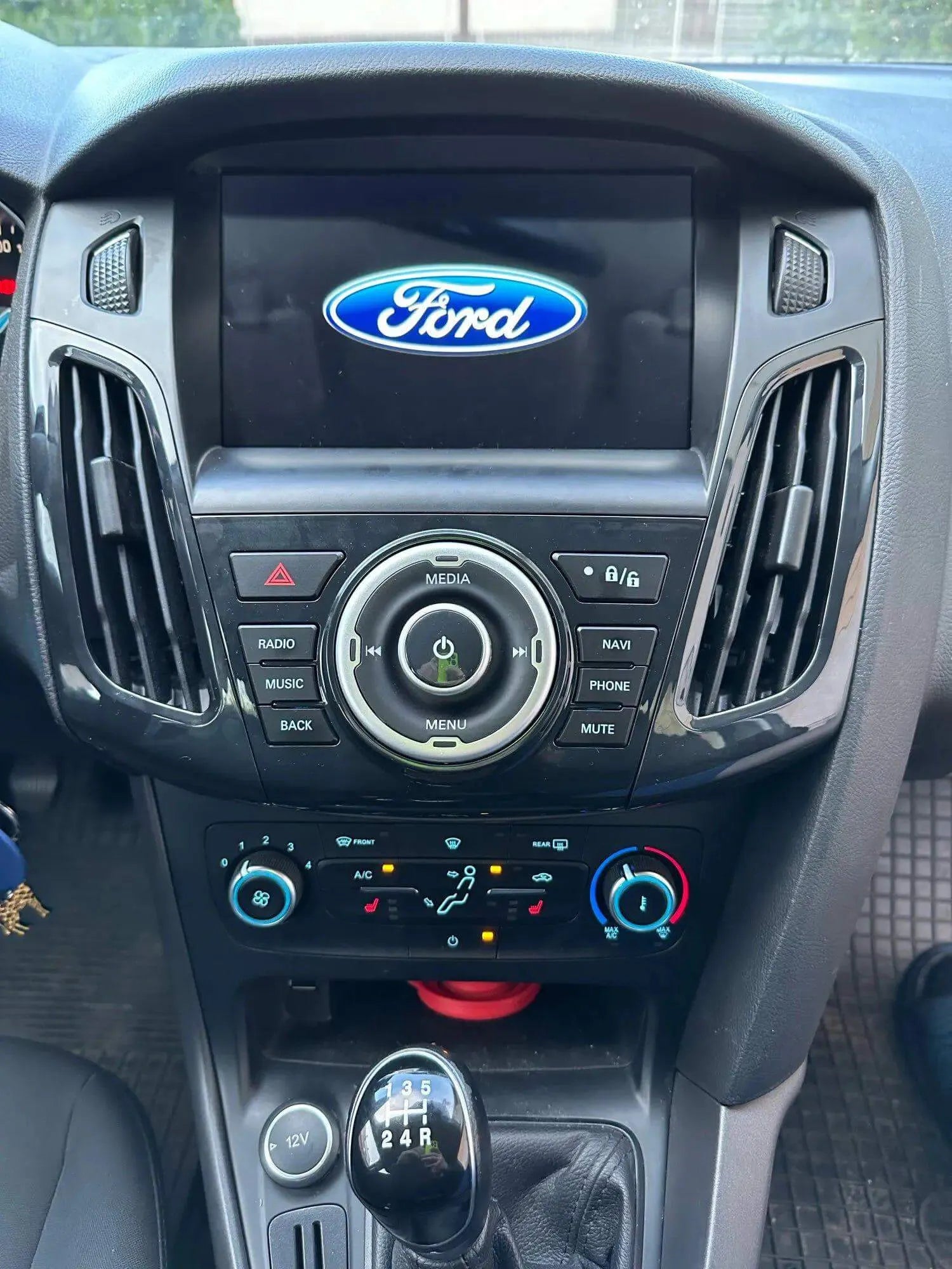 Autoradio Ford Focus 2012-2018/6G-128 Android 13 Double Enregistrement | Android 14 | Écran Tactile | CarPlay | Bluetooth | GPS
